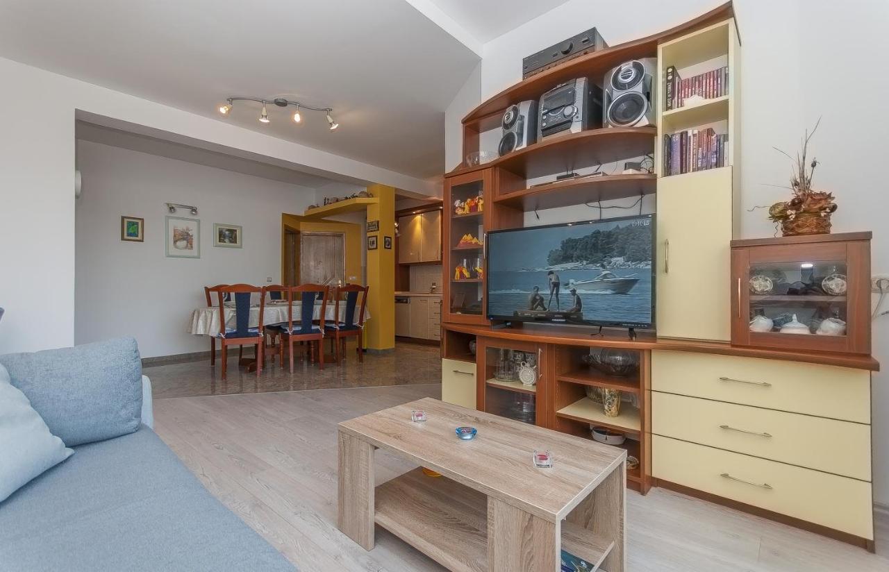 Apartment Brajki Омиш Экстерьер фото
