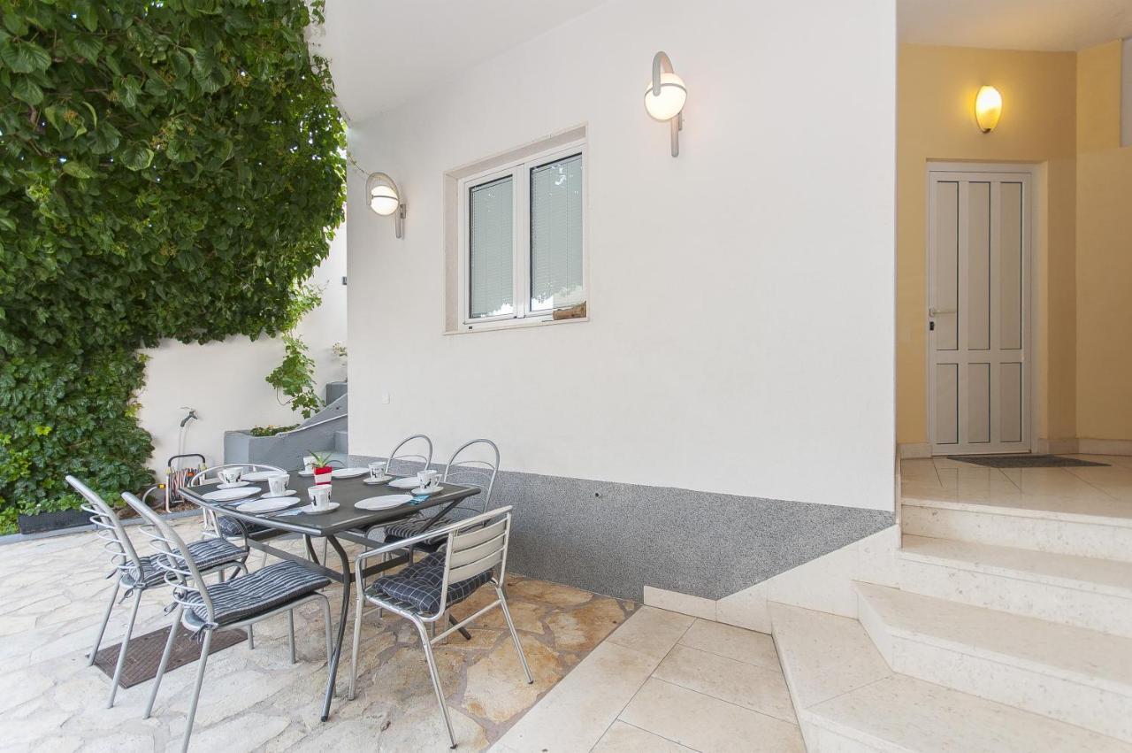 Apartment Brajki Омиш Экстерьер фото